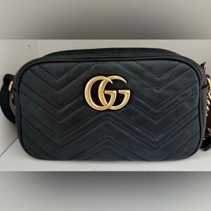 Gucci Gray Marymount Crossbody Bag with Gold Logo and chain